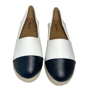 Qupid ‘Raymond’ Black Cap Toe White Espadrille Flats Size 6